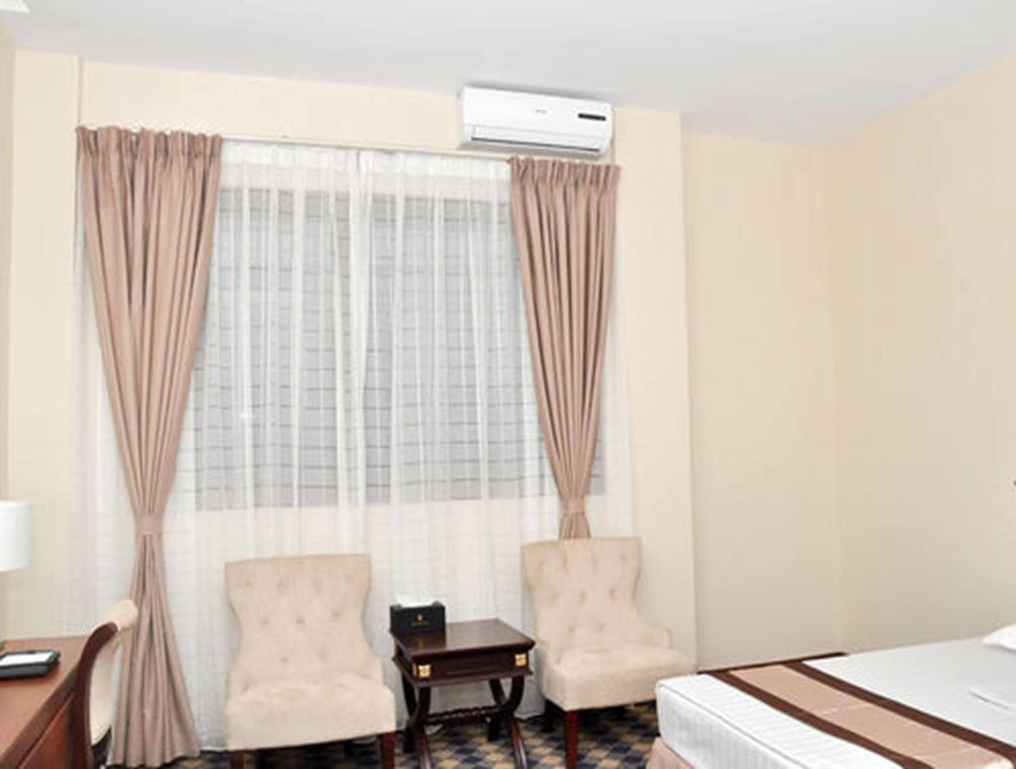 Sky Man Hotel Gyogon Exterior foto