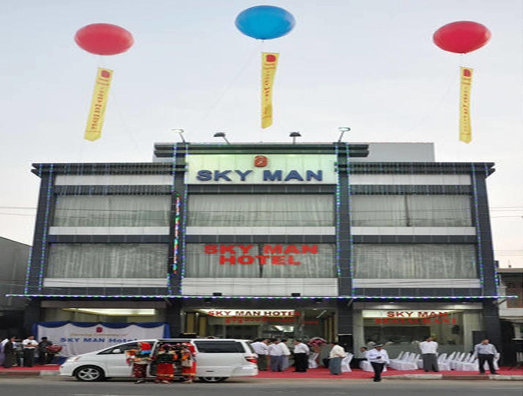 Sky Man Hotel Rangum Exterior foto